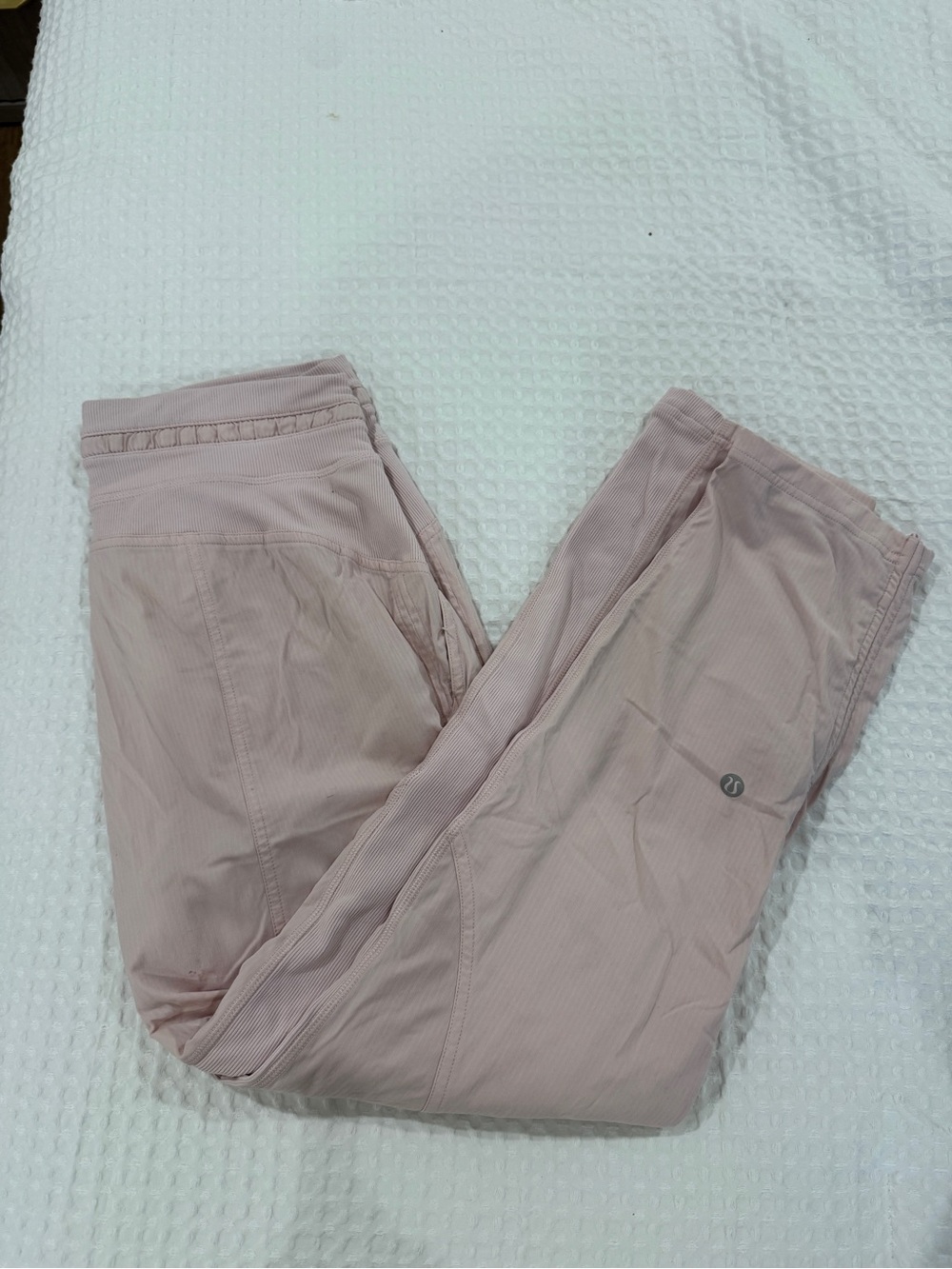 Lululemon Women’s Dusty Pink Jogger Pants